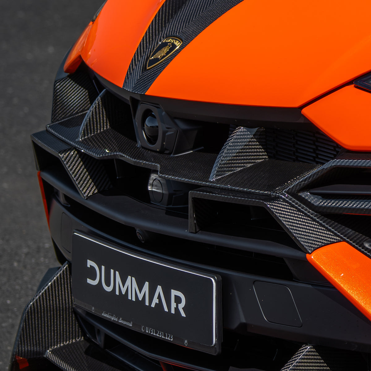 DUMMAR central trim fitted with the Front Fascia on a Lamborghini Urus SE
