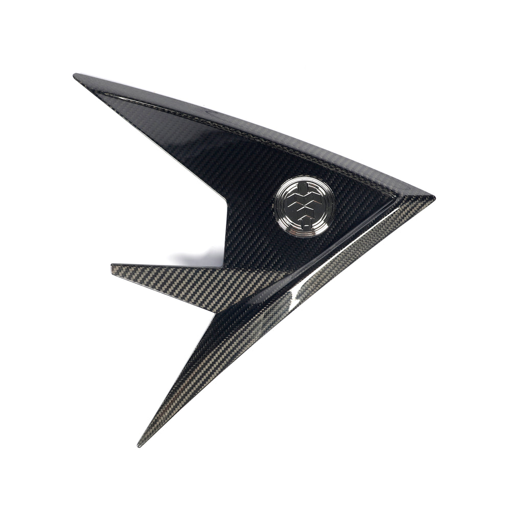 DUMMAR Lamborghini Urus SE carbon fibre fender trim with metal badge