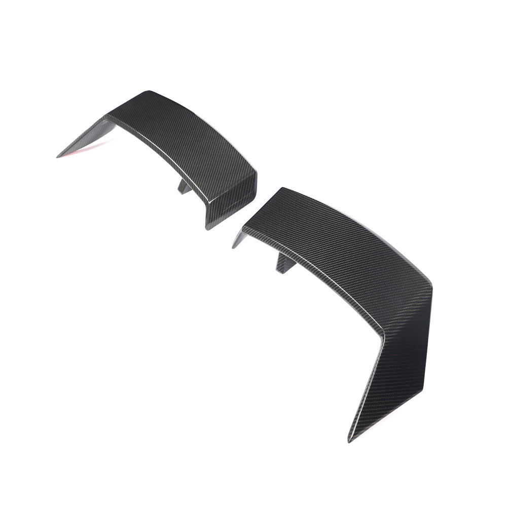 DUMMAR two-piece carbon fibre top spoiler with wing design for the Lamborghini Urus SE